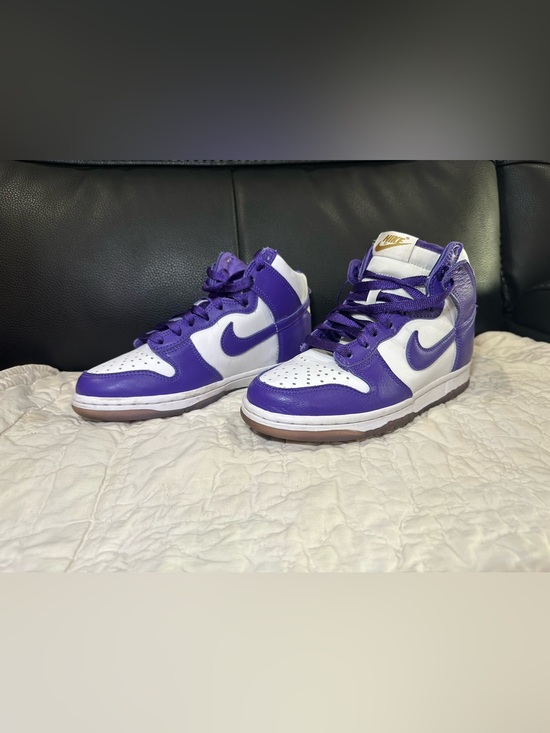 Nike Other - Nike Purple & White High-Top Sneakers